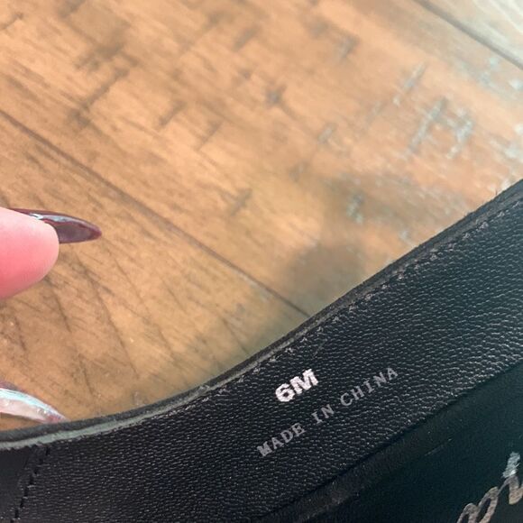 Beverly Feldman black heels  size 6 - Picture 6 of 10